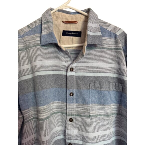 Tommy Bahama Flannel Button Up Shirt Size Large Men's Blue Print EUC - Picture 8 of 8